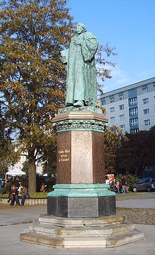 220px Lutherdenkmal Magdeburg